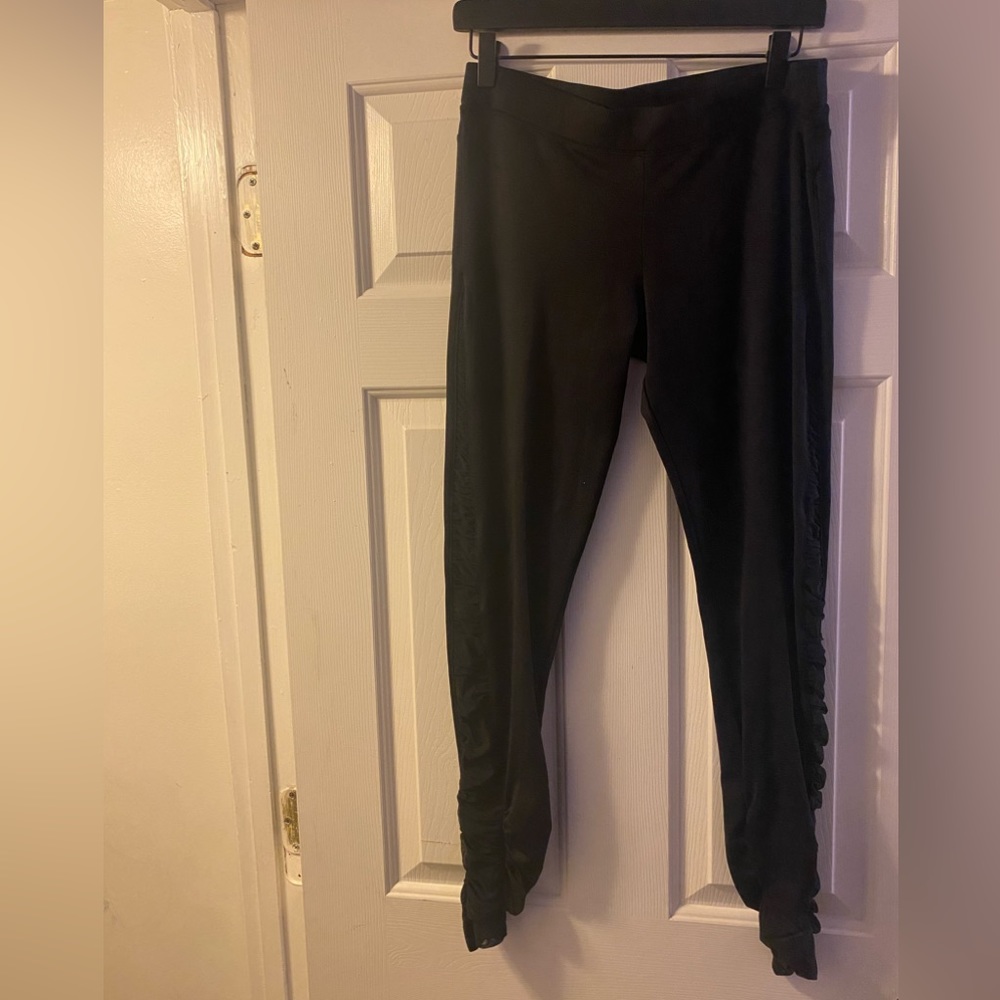 Black leggings